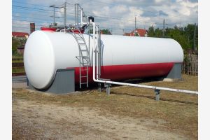 s tank 783495 1280